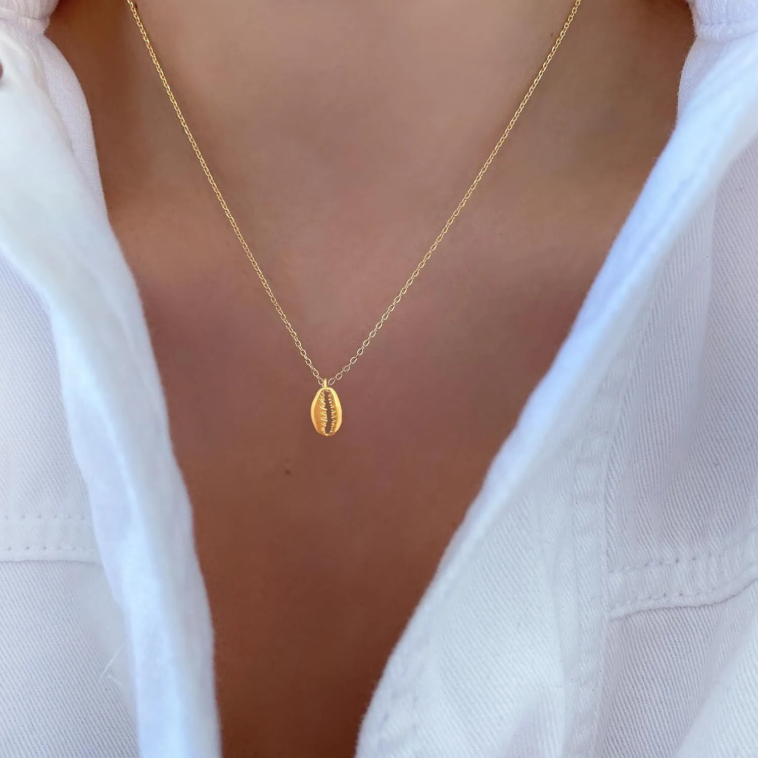 Beach Ocean Lover Necklace For Women, Beach Wave Whale tail Surfing Pendant Necklace 18K Gold Dipped Silver Dainty Beach Necklace (Silver, Shell)